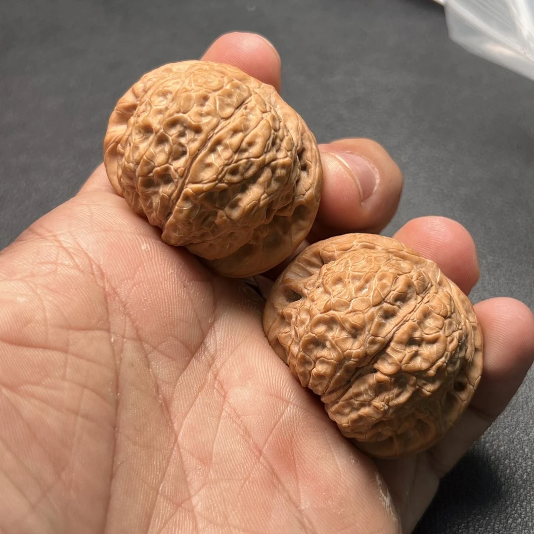 【阿钰推荐】LY26588-核桃血麒麟-尺寸42mm-42