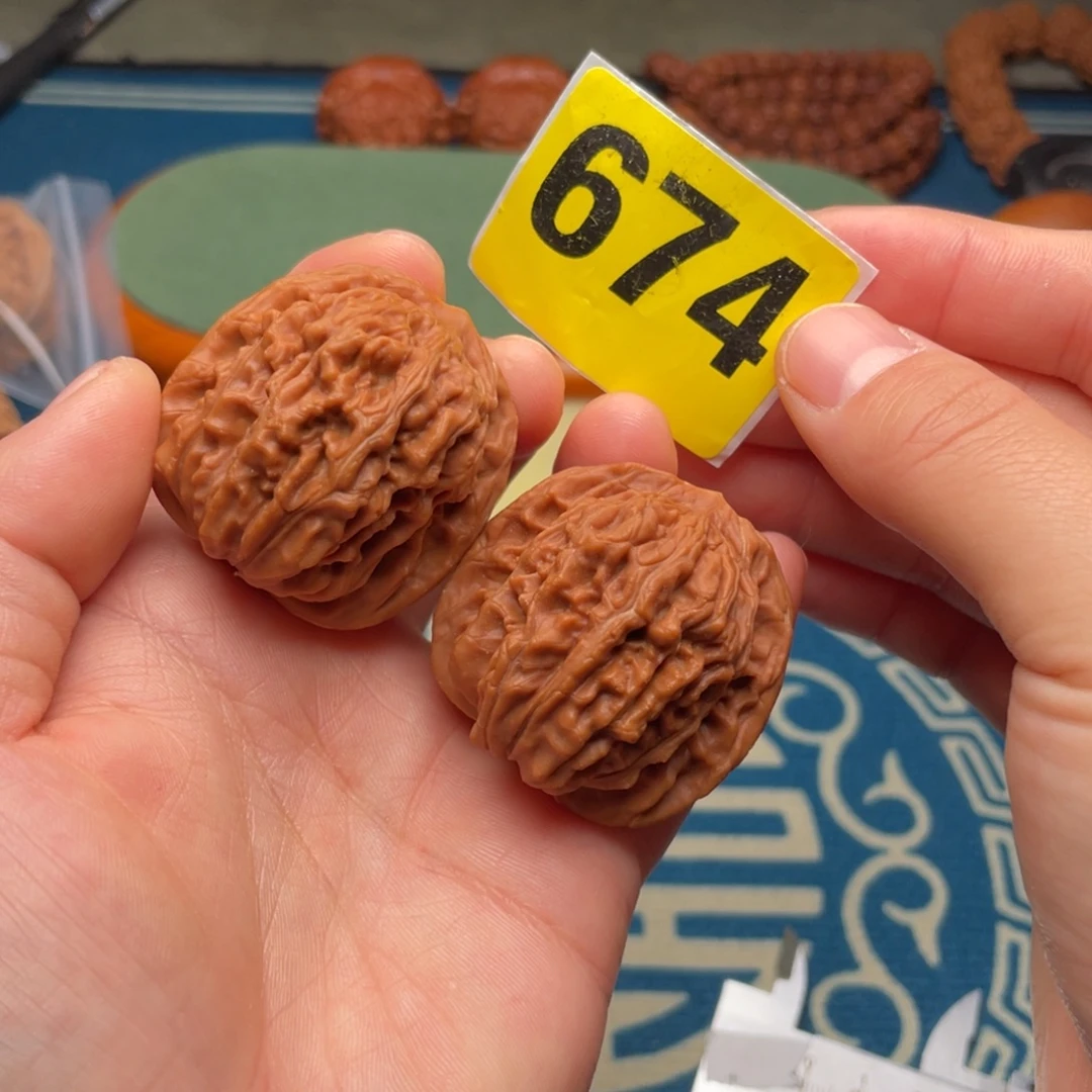 文玩核桃吊坠39四座楼674号