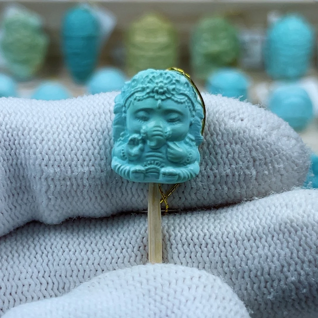 未镶嵌绿松石珠宝奇石