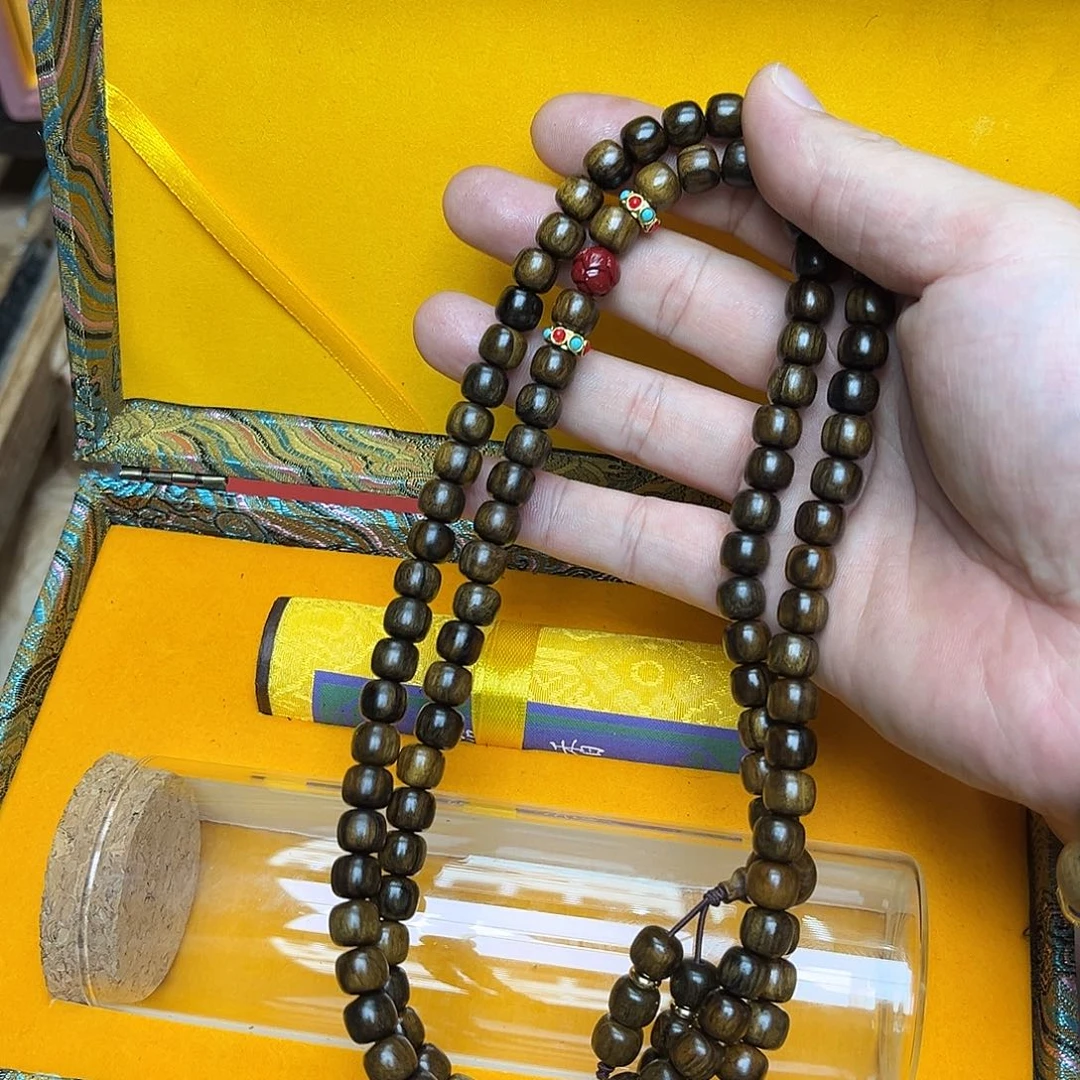 大叶紫檀（黑酸枝木类）