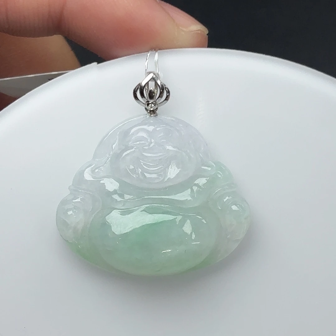 颈饰18K金镶嵌翡翠