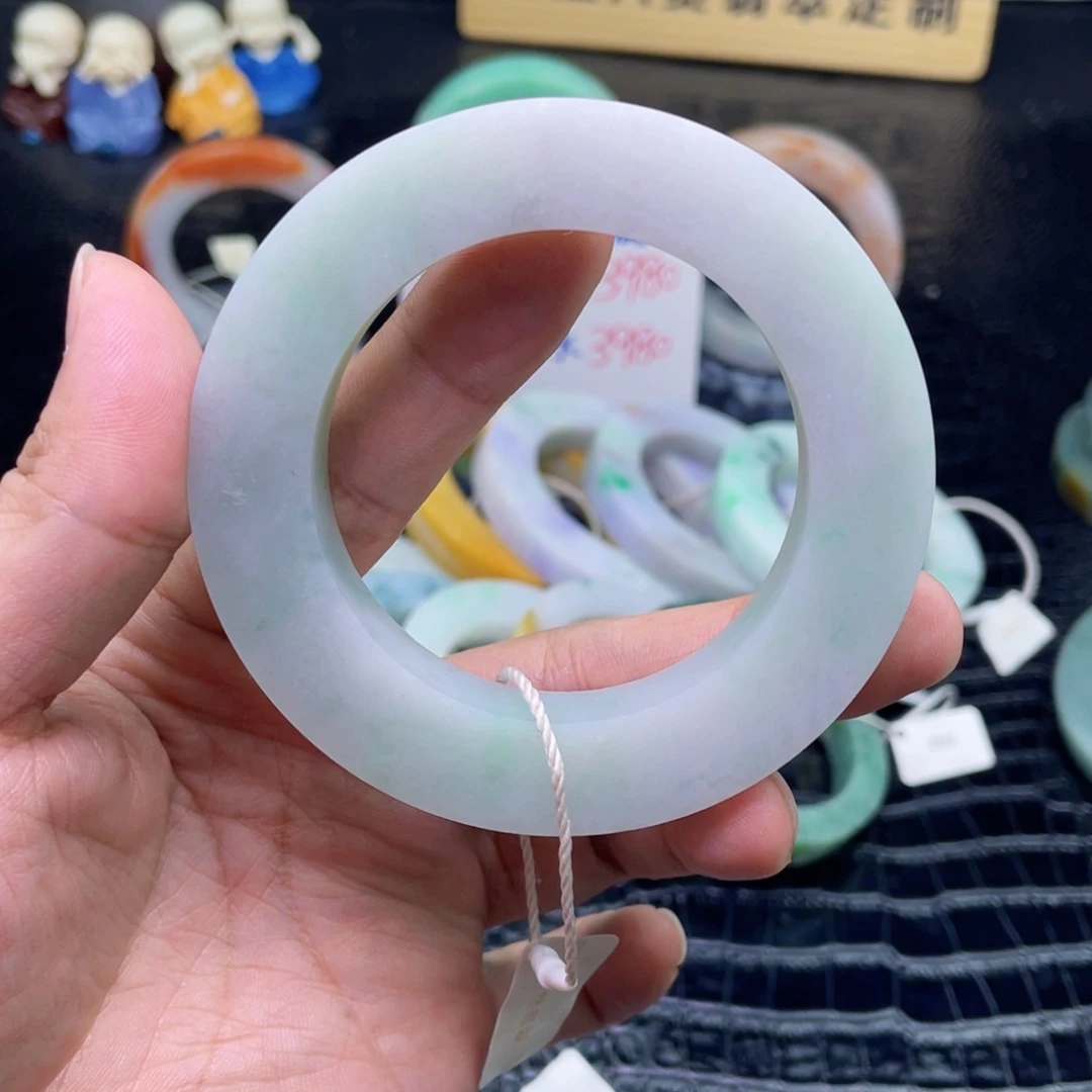 未镶嵌翡翠定制翡翠青****司