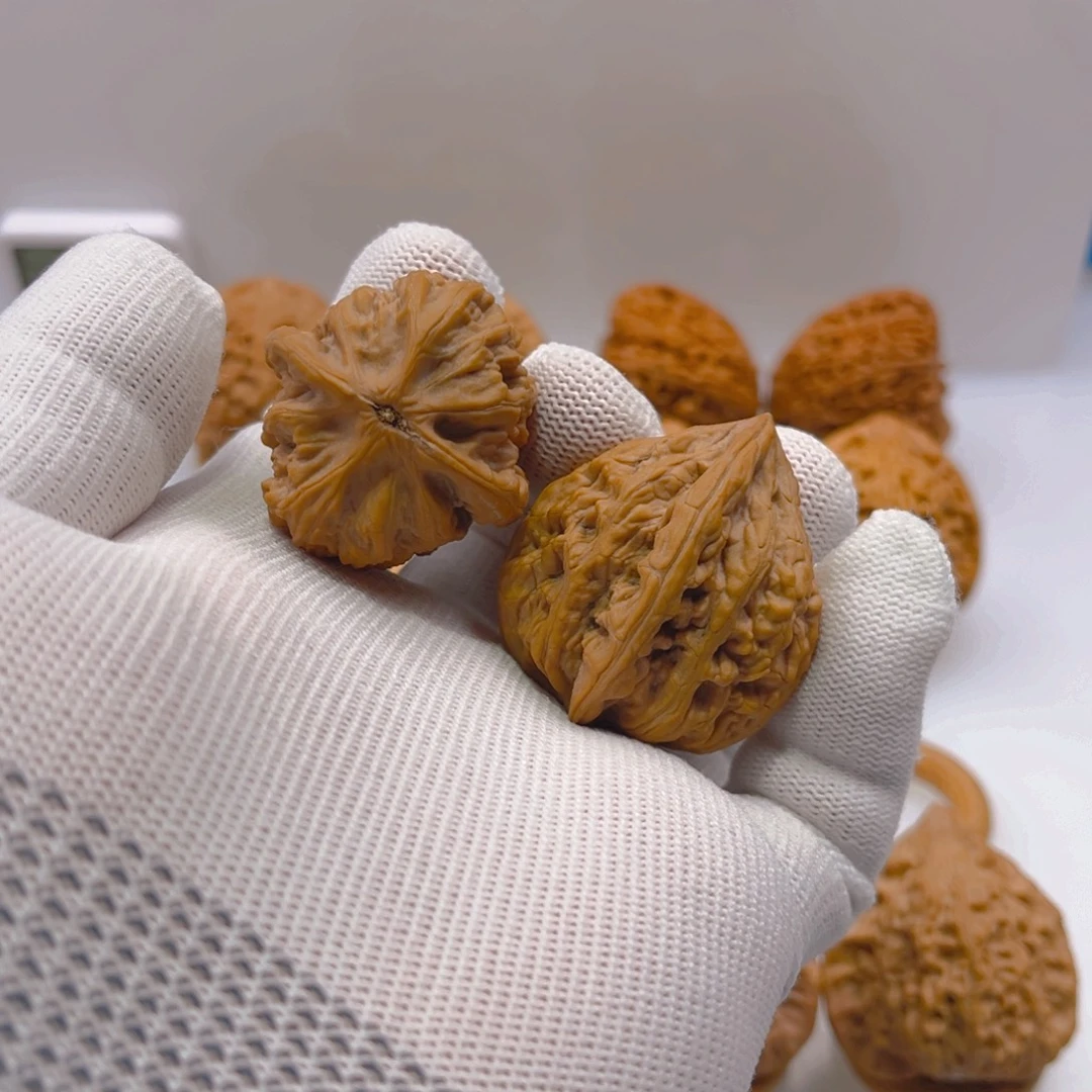 把件文玩核桃36mm全品头货天眼鸡心