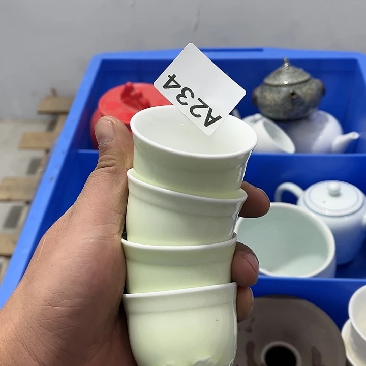X***.瓷片默认微瑕瓷器、茶具、壶、摆件，介意勿拍