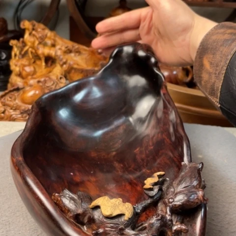 【闪购商品】小叶紫檀把件…………………..