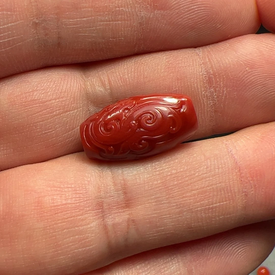 未镶嵌桶珠南红玛瑙<*