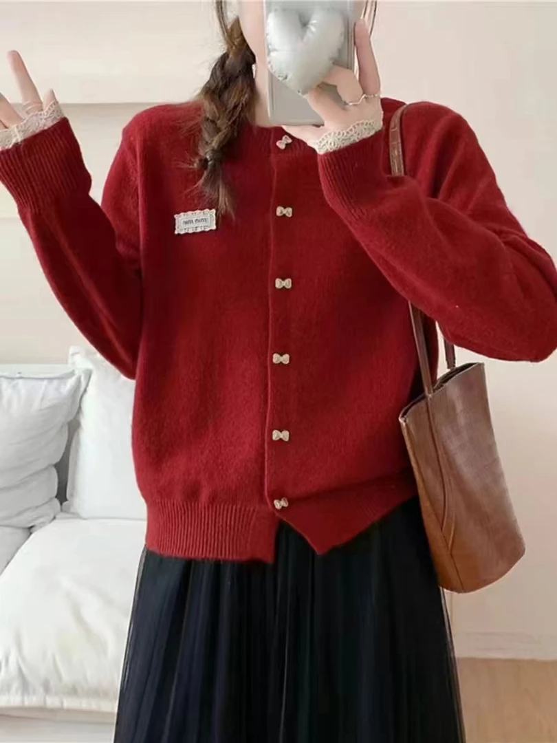 时尚简单百搭亮扣开衫