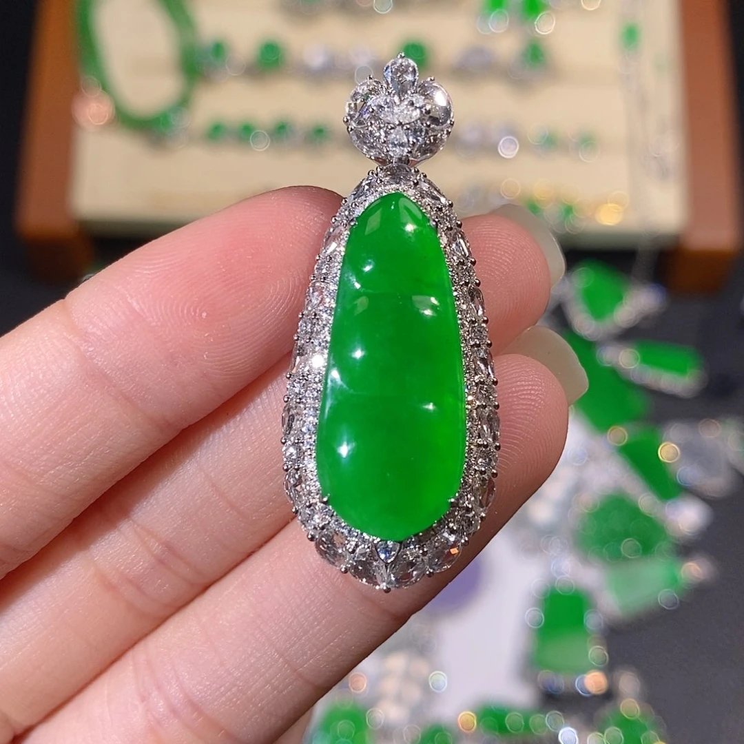 翡翠未镶嵌吊坠(不含链)