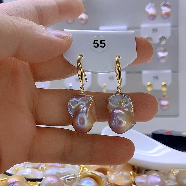 桂***师淡水珍珠银S925镶嵌颈饰55