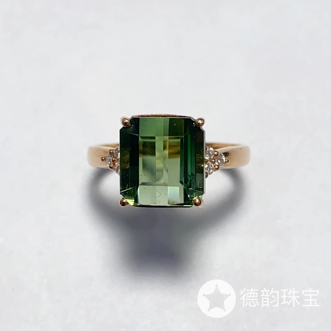 18K金镶嵌碧玺戒指