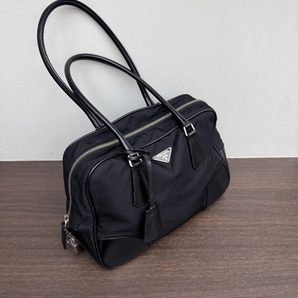 95新 Prada/普拉达 觅时/三角标尼龙拼皮保龄球/118298