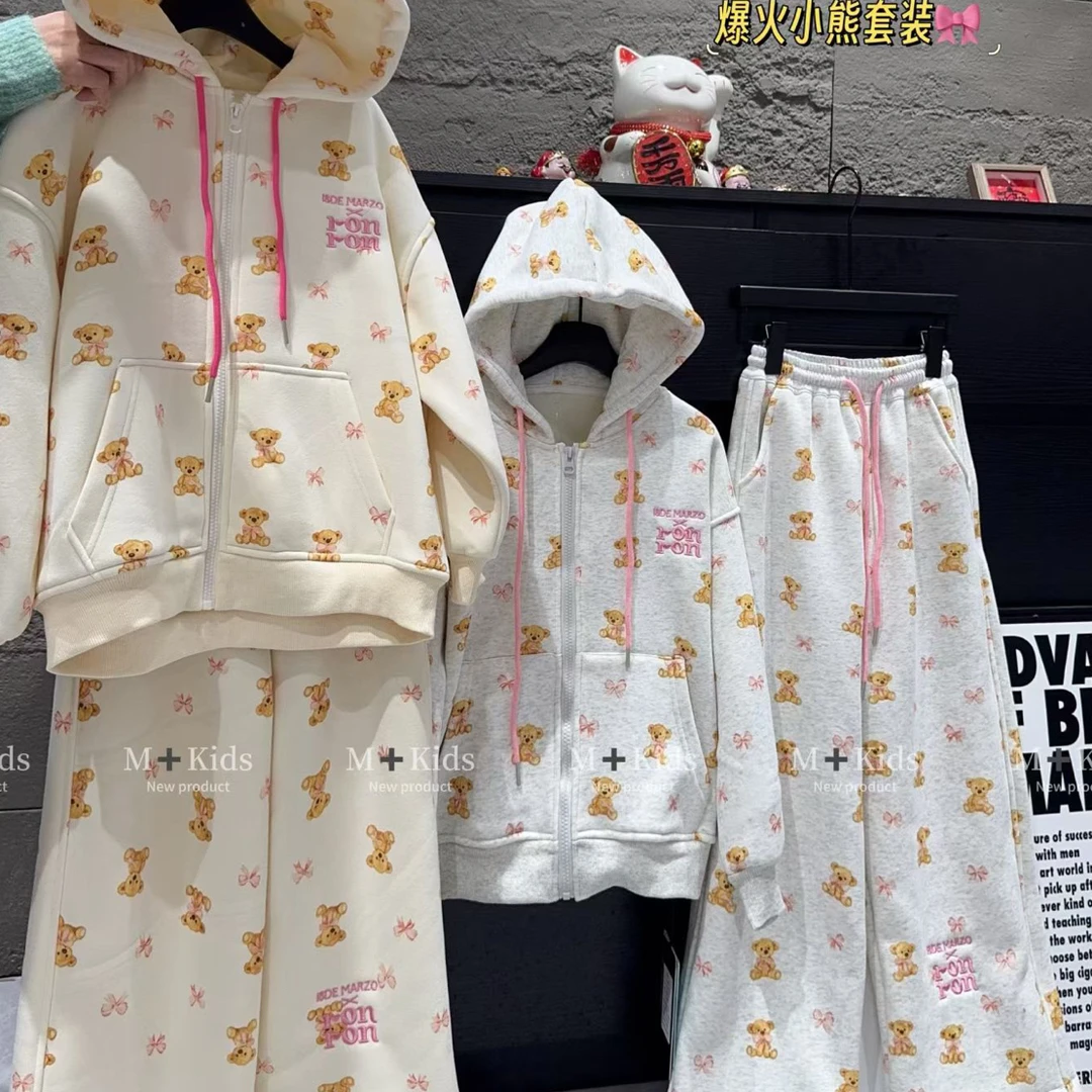 馨艺童品冬季女童小熊卫衣加绒套装