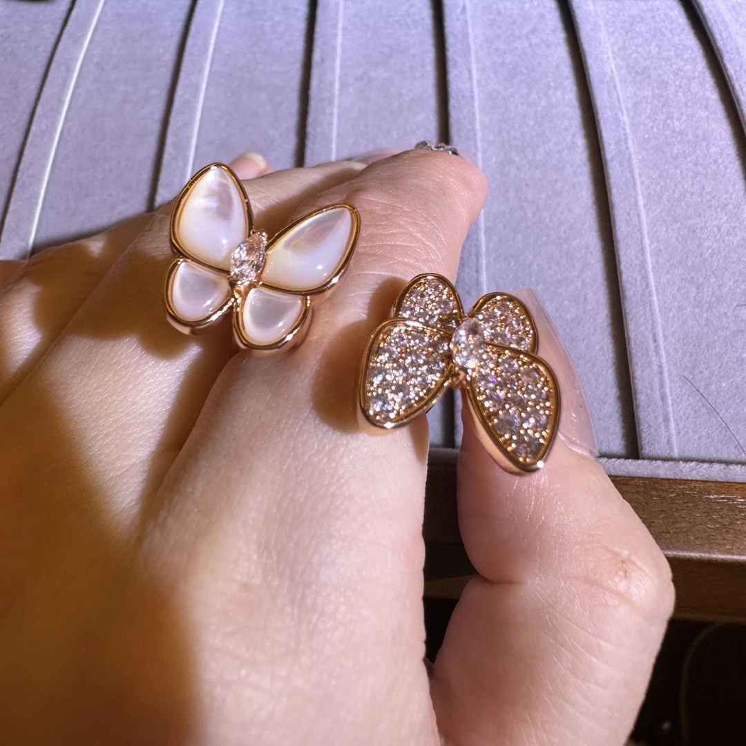 铜合金贝壳戒指 幸运四叶草戒指白色蝴蝶香槟色