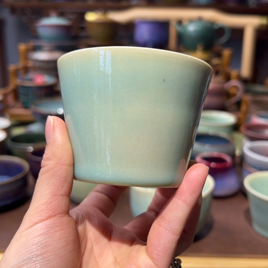 杯卡**法钧瓷的制作工艺和工艺都是