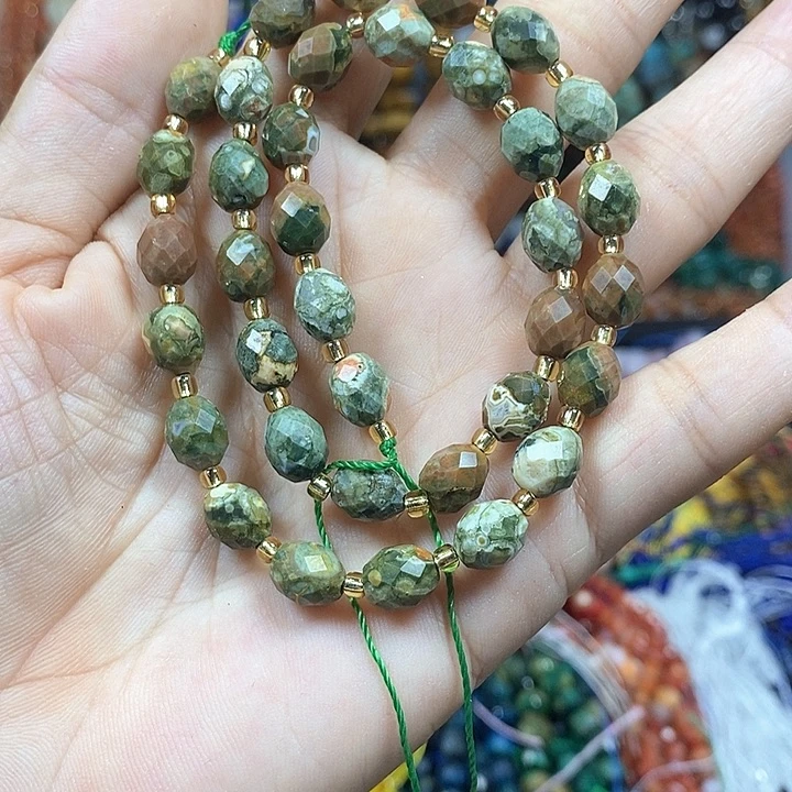 玛瑙/玉髓未镶嵌珠宝半成品亏米炸：天然老雀仔切面米珠卡7*8mm