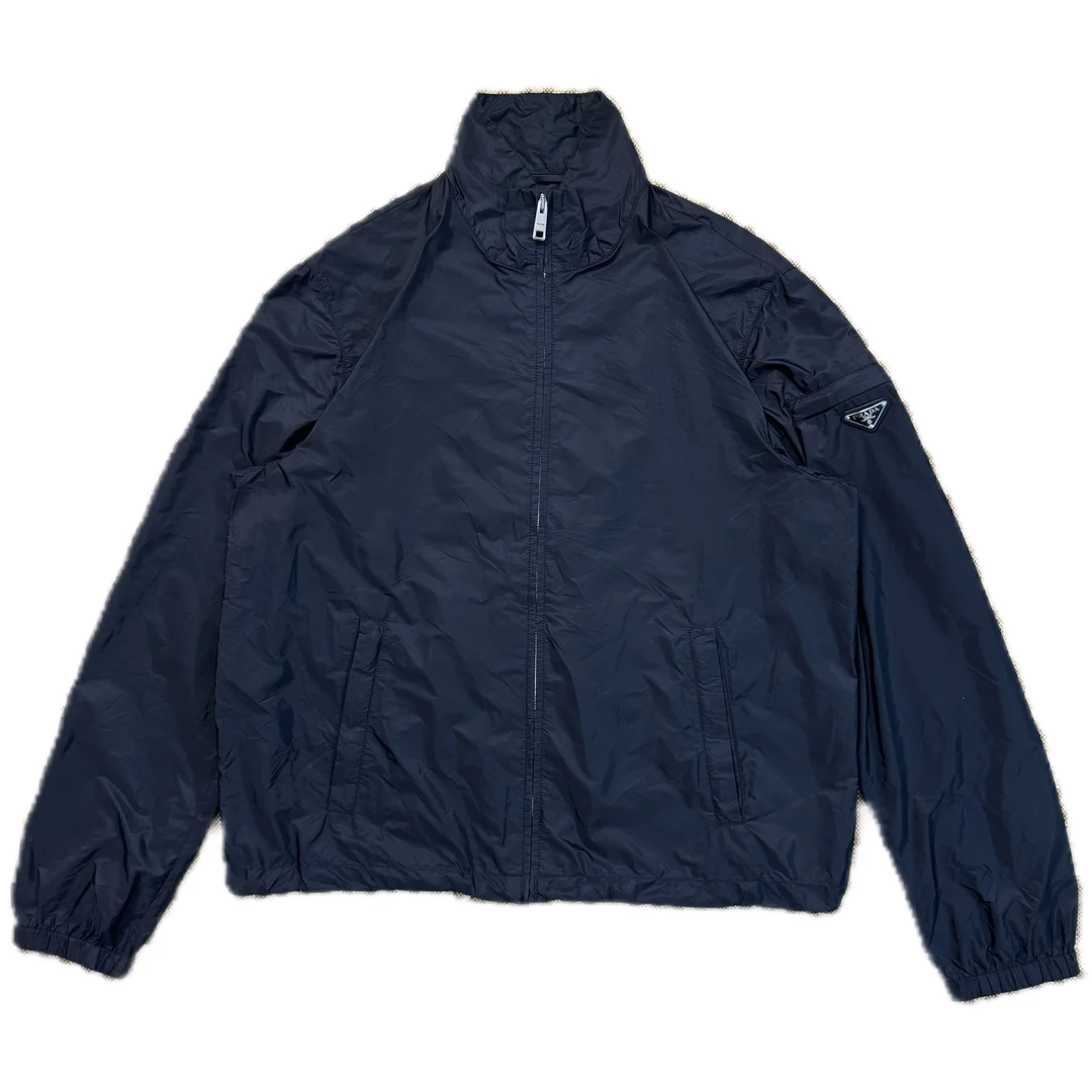 99新 Prada/普拉达 黑色尼龙三角标外套54码