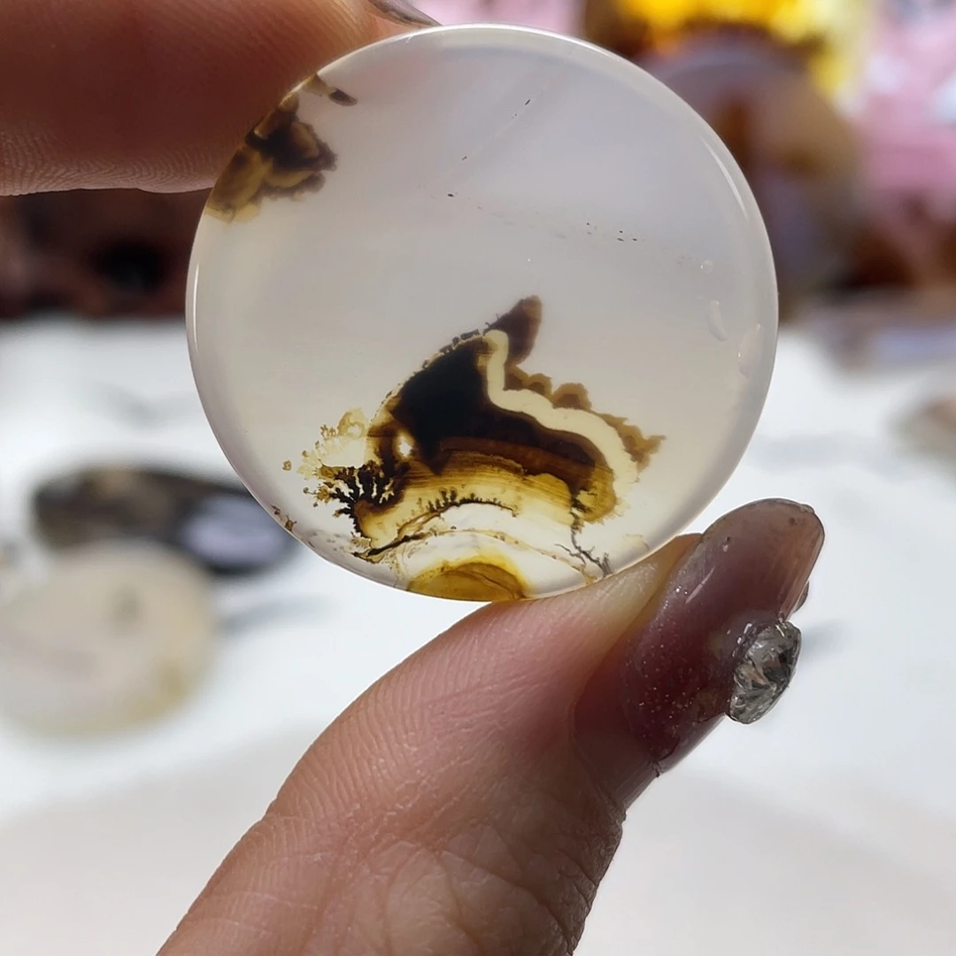 玛瑙/玉髓未镶嵌珠宝奇石