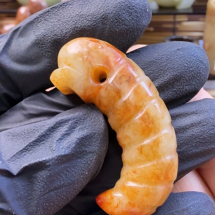 和田玉未镶嵌车挂