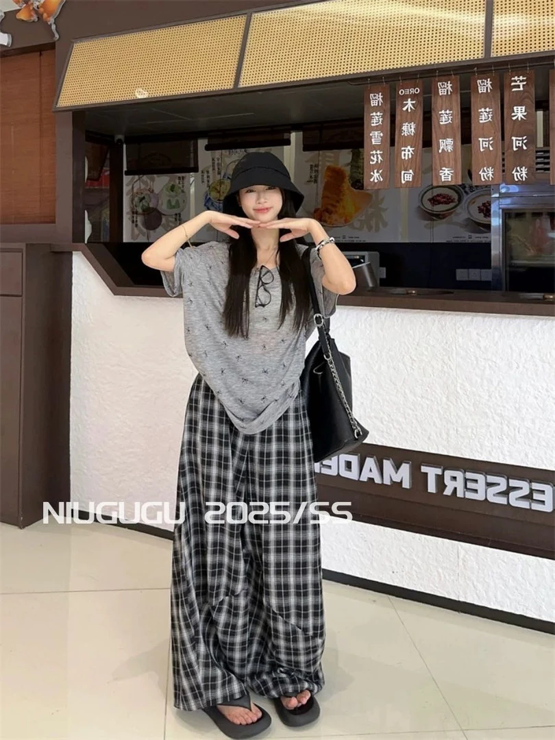 夏季慵懒风宽松显瘦短袖T恤搭配格子阔腿裤套装