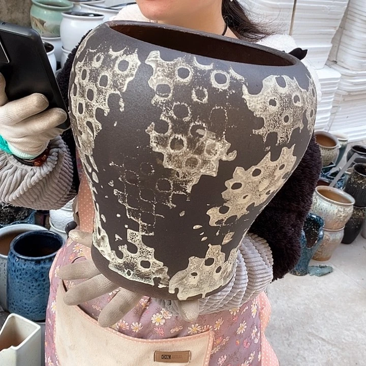 紫砂花盆瑕疵口21高27