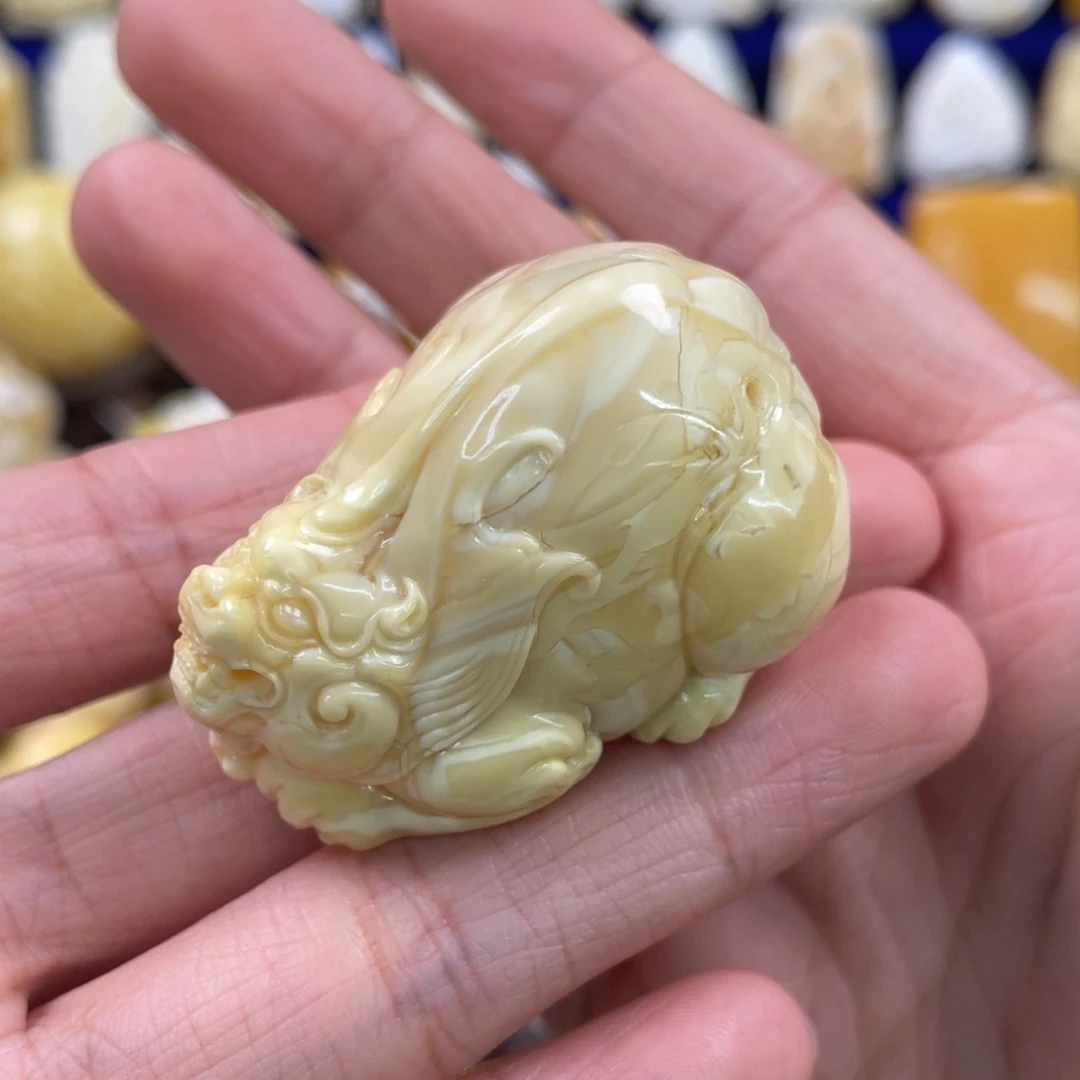 蜜蜡裸石未镶嵌琥珀蜜蜡貔貅吊坠