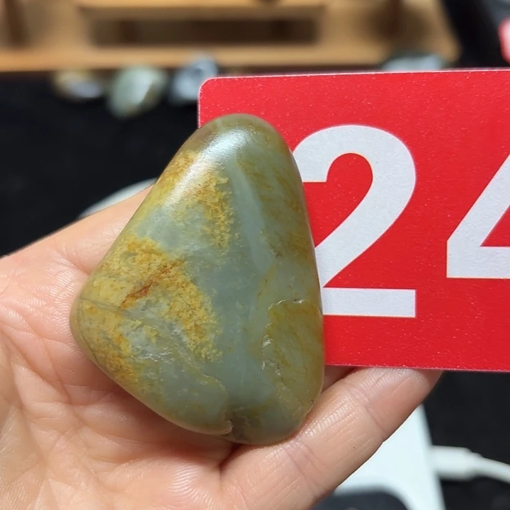 和田玉（糖玉）未镶嵌挂件