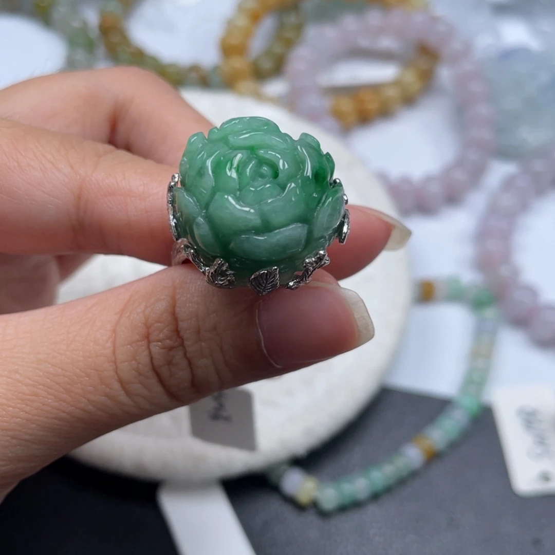 幸***鹅翡翠戒指银S925镶嵌天然a货缅甸翡翠