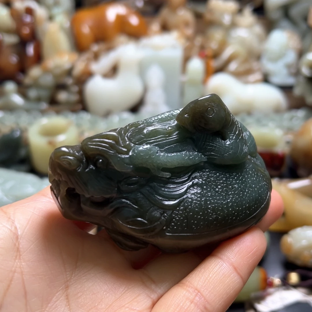 和田玉（糖玉）颈饰未镶嵌