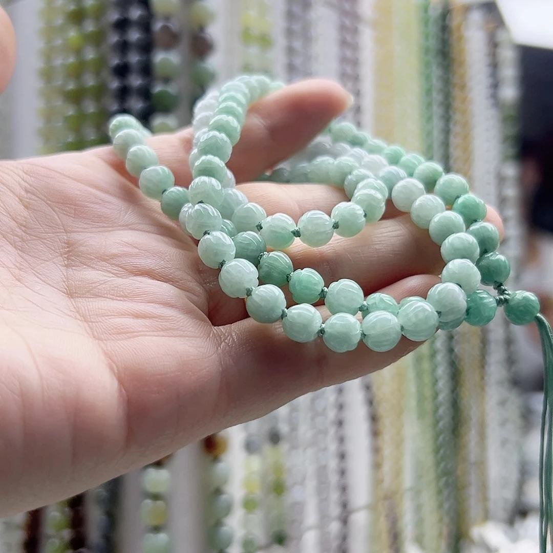 翡翠未镶嵌颈饰诚****务