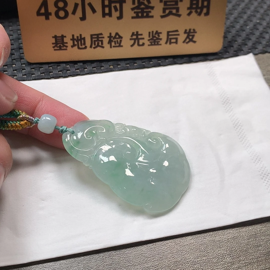 颈饰未镶嵌翡翠大如意