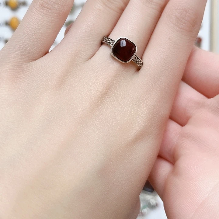 血珀戒指银S925镶嵌天然