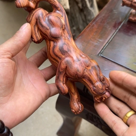 黄花梨/降香黄檀許****護全陈化老料把件