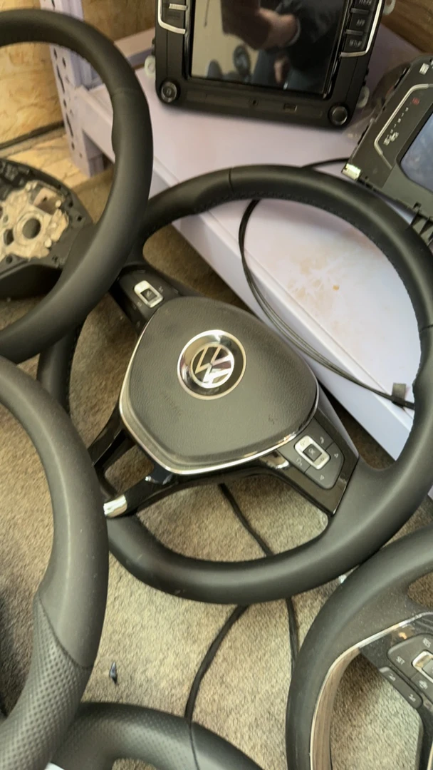 大众宝来多功能方向盘