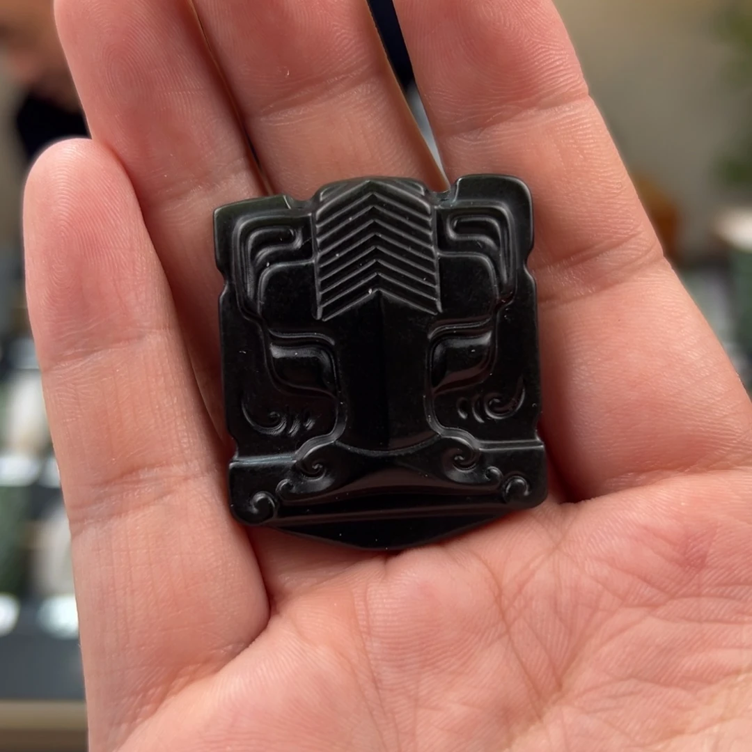 和田玉挂件未镶嵌小**士