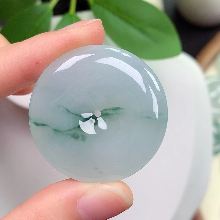 颈饰未镶嵌翡翠平安扣 35.4-6.2mm