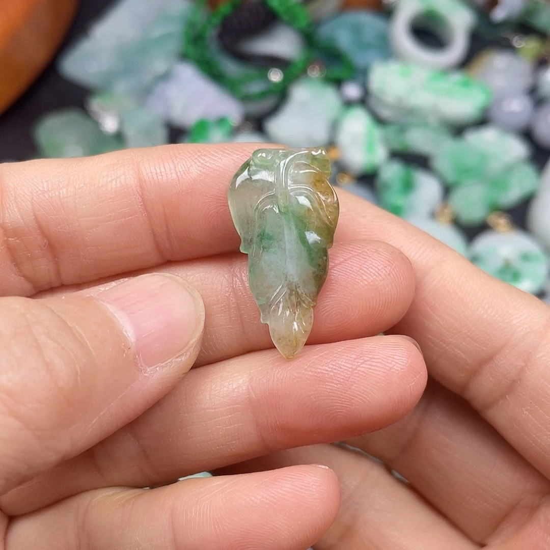 颈饰未镶嵌翡翠焱*翡翠吊坠