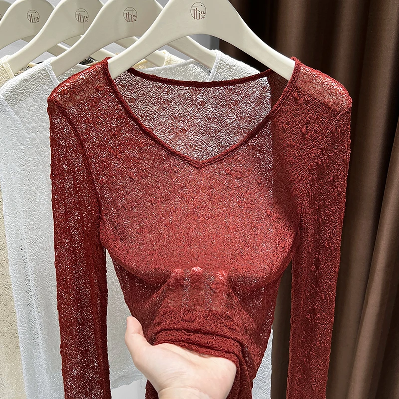 透视蕾丝打底衫女洋气内搭安可拉红低领网纱小衫新款镂空长袖上衣