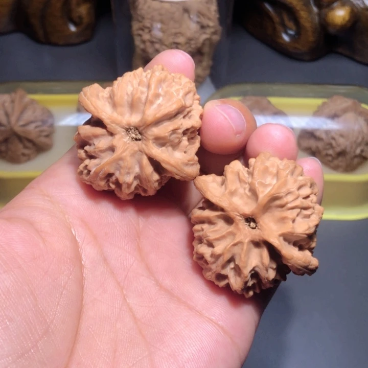 文玩核桃把件40苹果园