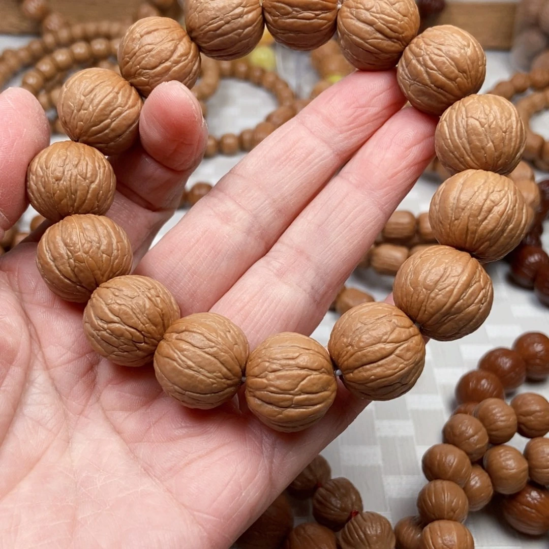 流***星吊坠桃核盆子18尺寸