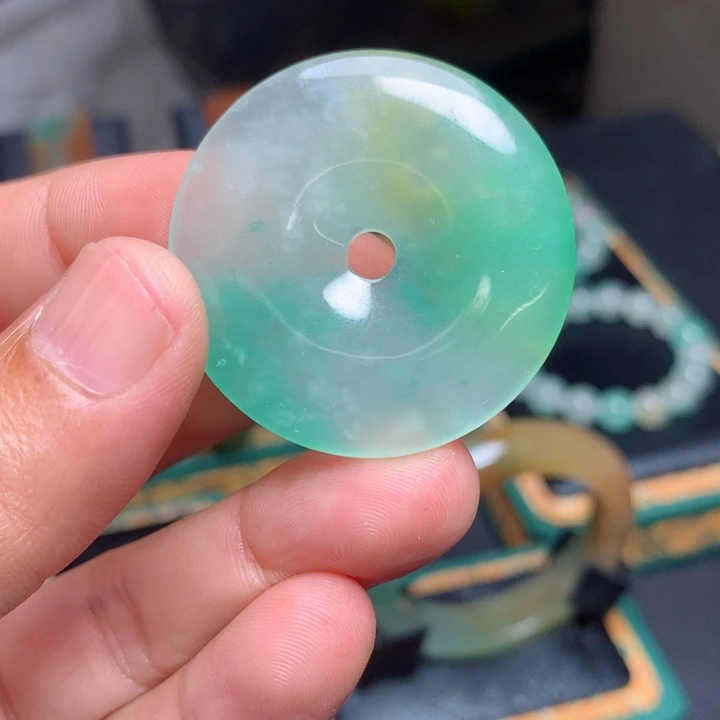 石英质玉未镶嵌吊坠(不含链)