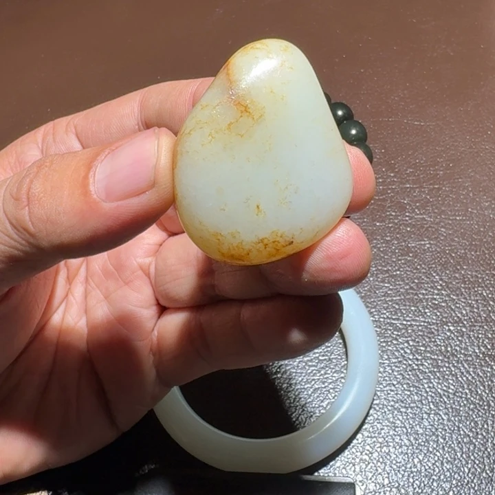 和田玉（糖玉）未镶嵌挂件