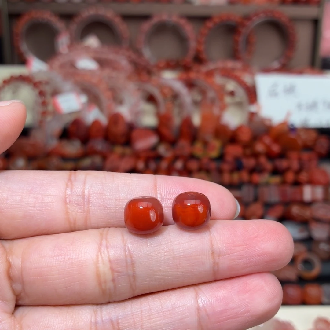 南红玛瑙未镶嵌颈饰老型珠一对卡10