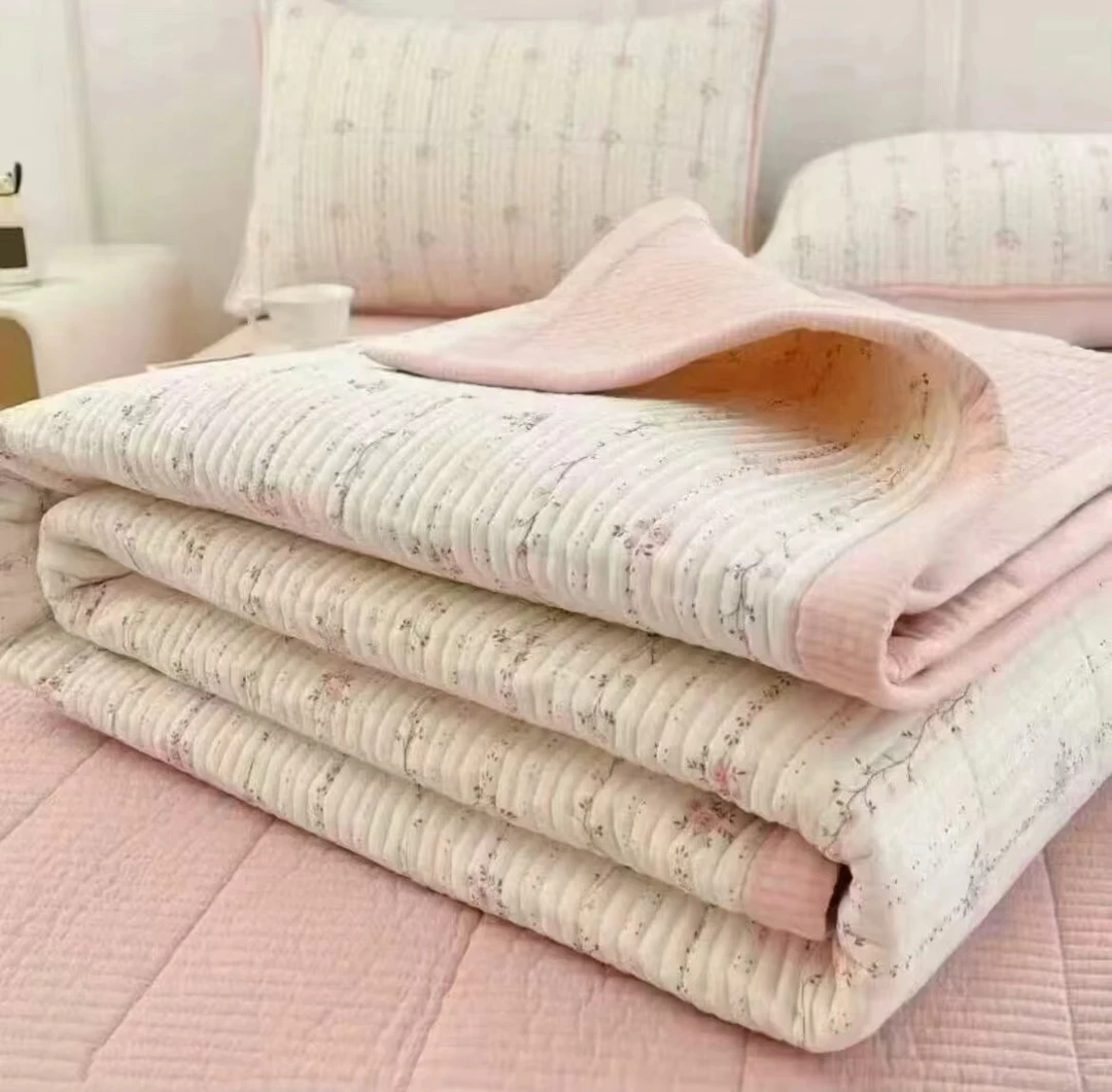 【微瑕】粉色梅花水洗棉绗缝双人床盖2*2.3m