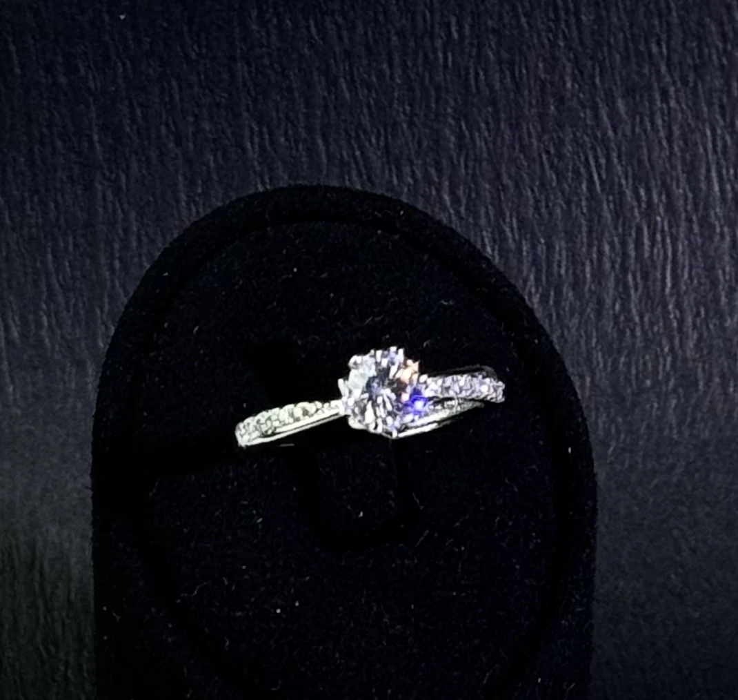 合金莫桑石戒指 小胖总的礼物-戒指