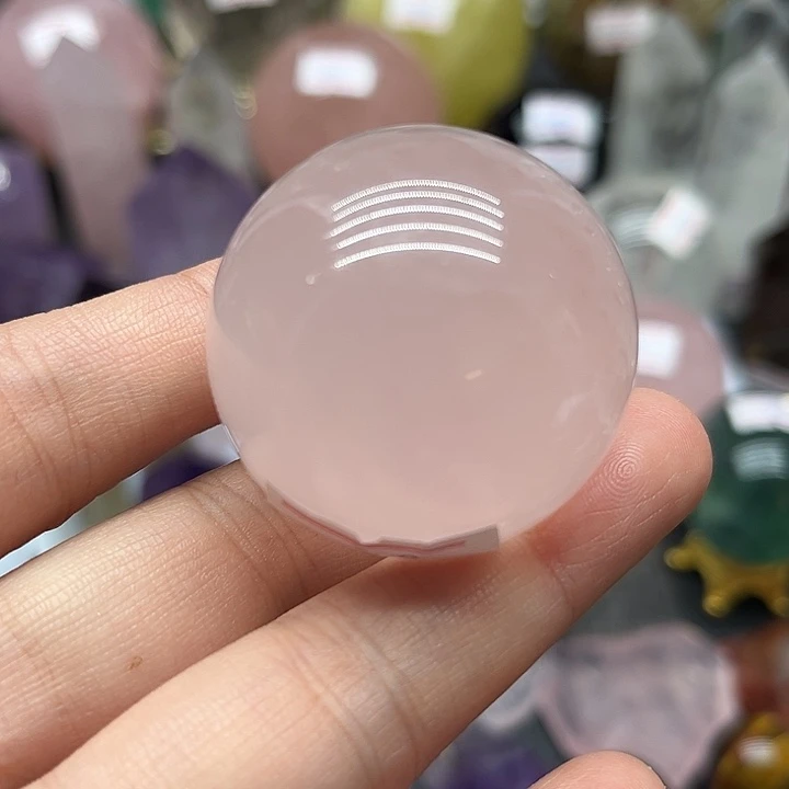 珠宝半成品水晶未镶嵌73克粉水晶球