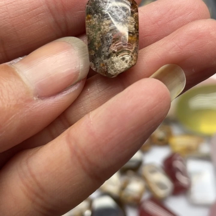 纯天然幽灵碧玺（处理）