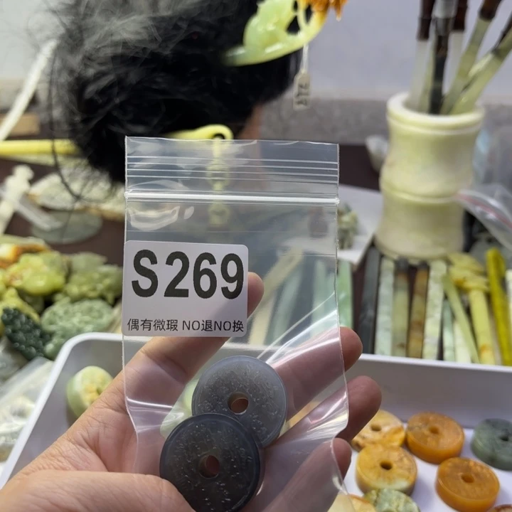 蛇纹石玉发饰合金冰*娃