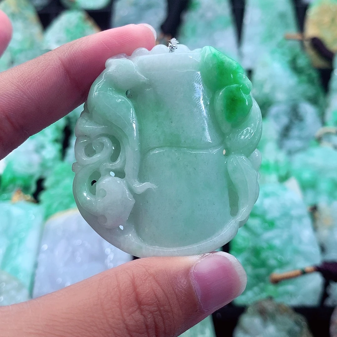 翡翠未镶嵌吊坠(不含链)