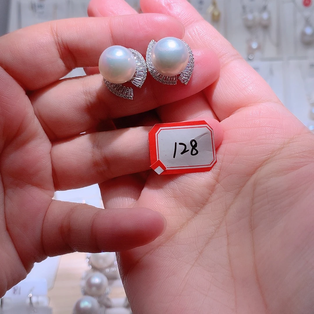 银S925镶嵌耳饰淡水珍珠CC12.3mm