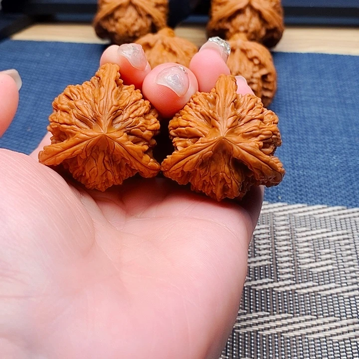 快***人吊坠文玩核桃三棱